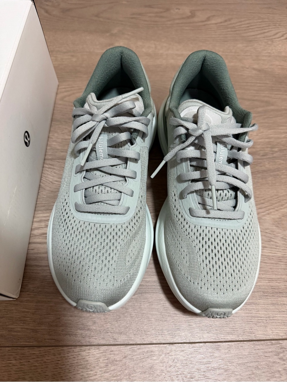 Lululemon Women’s Beyondfeel Running Shoes Green